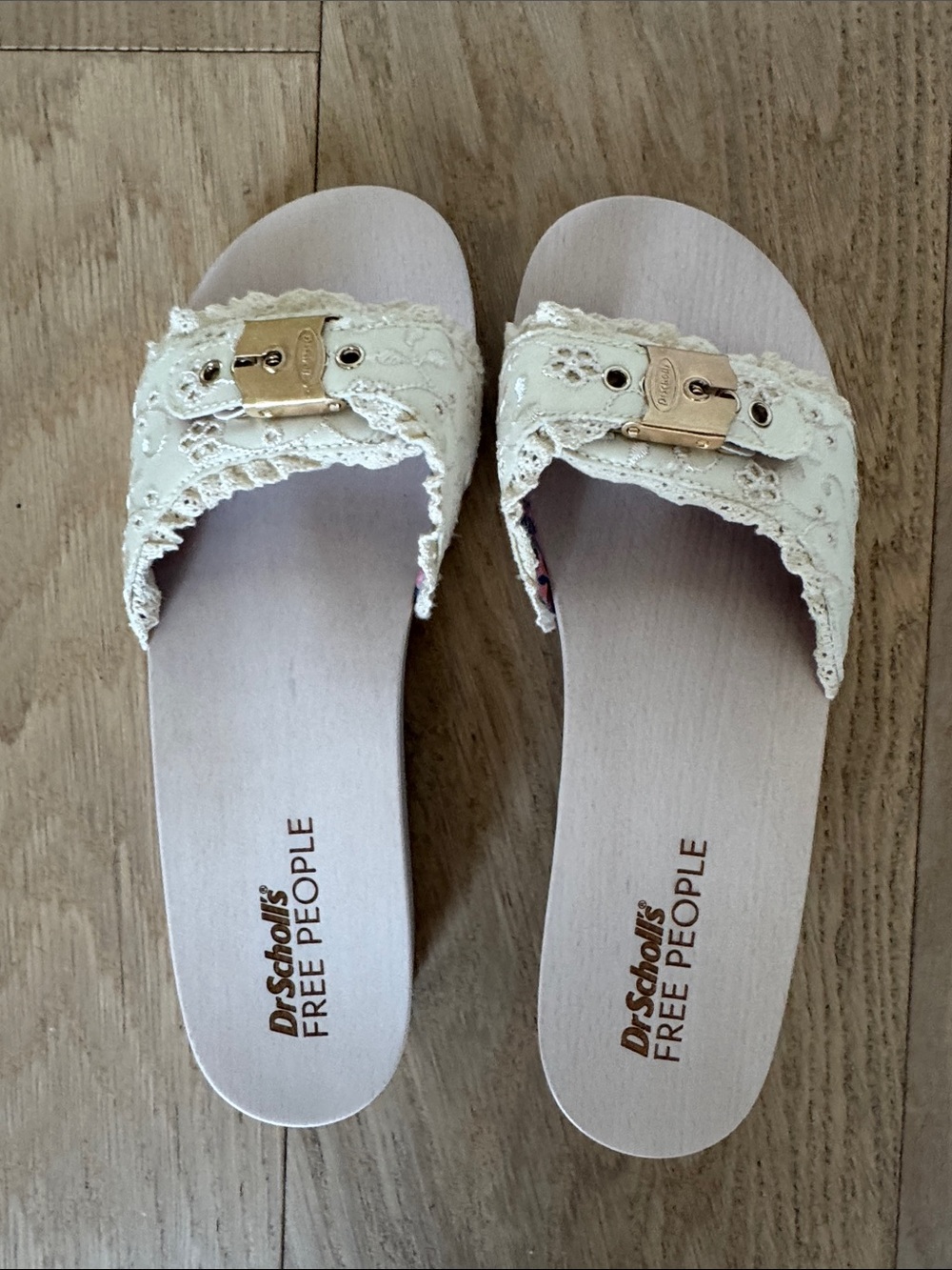 Dr Scholl’s/Free People cream lace